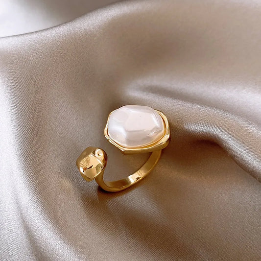 Baroque Pearl Geometric Open Ring
