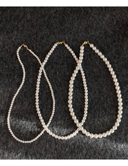 Elegant Simulated Pearl Choker Necklace