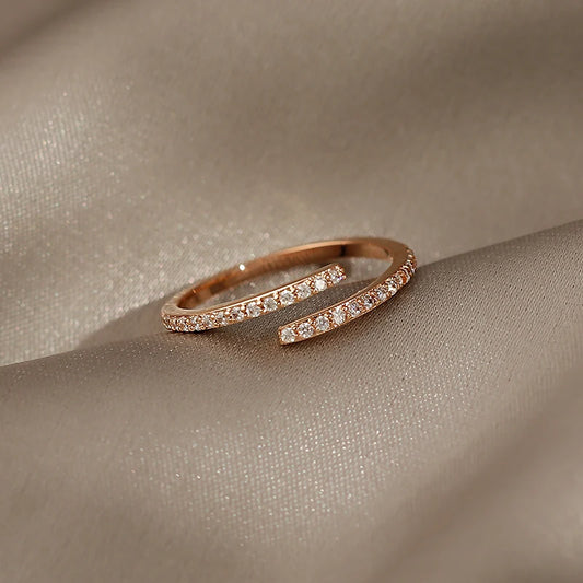 Minimalist Geometric Ring Set