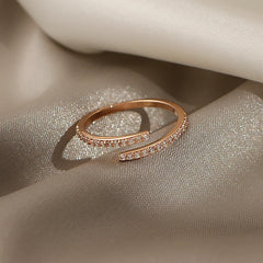 Minimalist Geometric Ring Set