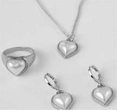 Elegant 3-Piece Pearl Jewelry Set